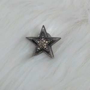 EXPRESS  - OS - Metallic Rhinestone Star Lapel Pin